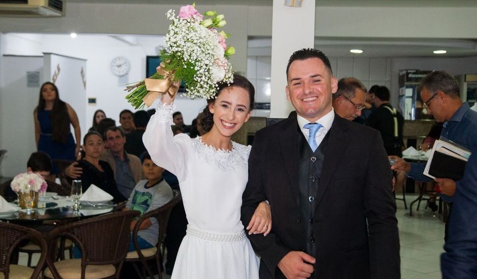 O casamento de Roger e Quésede em Itajaí, Santa Catarina