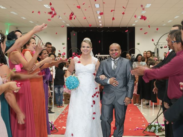 O casamento de Cicero e Tania em Poá, São Paulo Estado 19