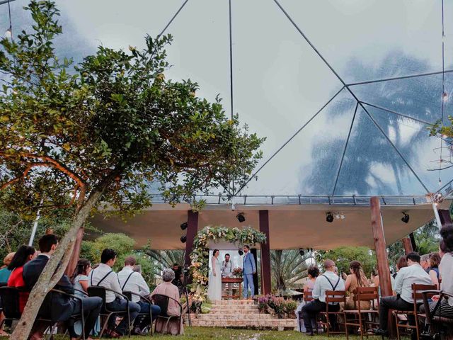 O casamento de Daniel e Sullen em Alto Paraíso de Goiás, Goiás 14