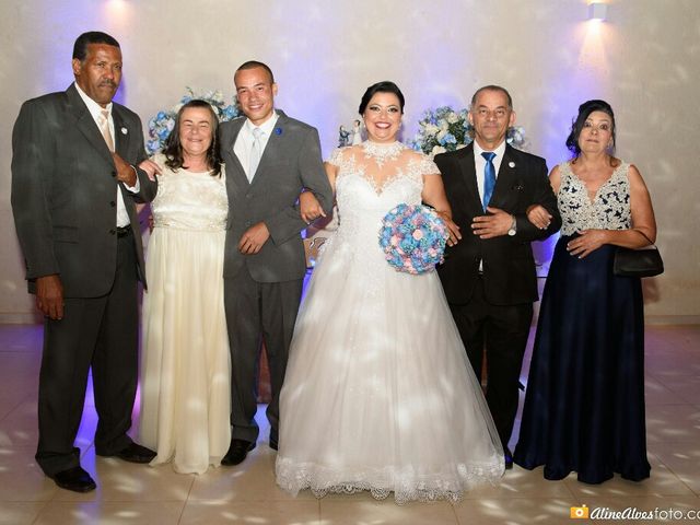 O casamento de Thiago e Karine em Contagem, Minas Gerais 43