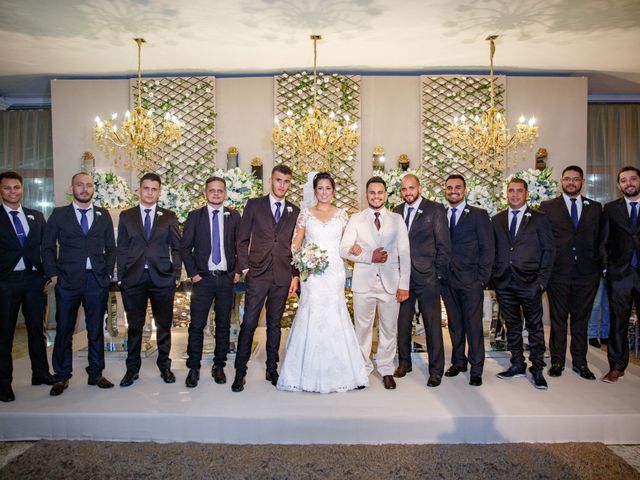 O casamento de Victor  e Daniela em Goiânia, Goiás 14