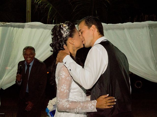 O casamento de Júnior e Adrielle em Bastos, São Paulo Estado 50