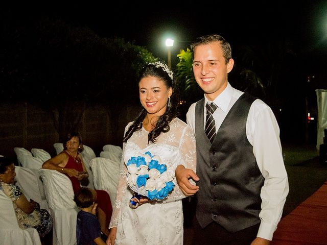 O casamento de Júnior e Adrielle em Bastos, São Paulo Estado 53