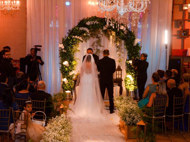 O casamento de André e Flávia em Paulista, Pernambuco 27