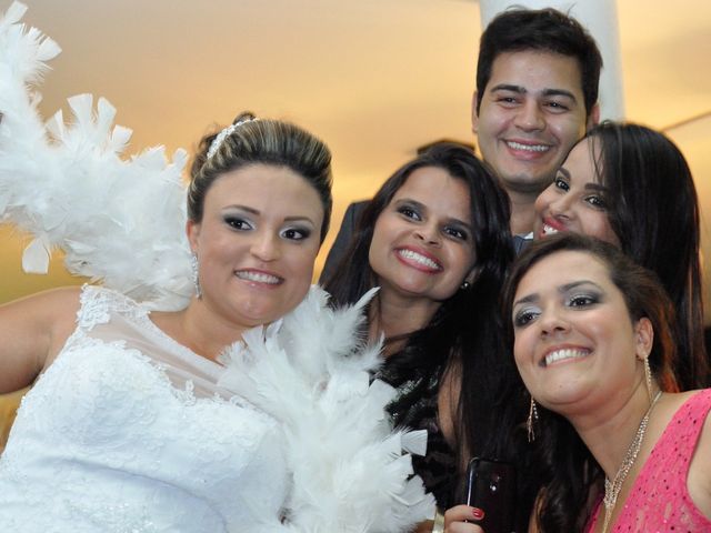 O casamento de Marcelo e Regiane em Belo Horizonte, Minas Gerais 20