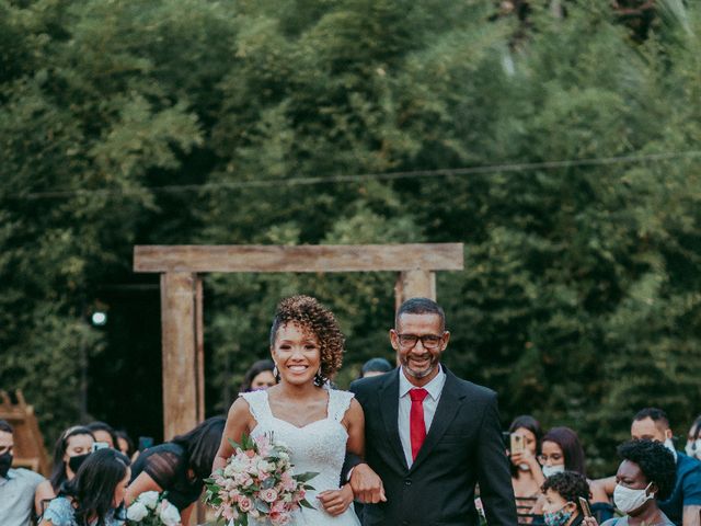 O casamento de Everton Roberto e Beatriz Stefania em Santa Luzia, Minas Gerais 15
