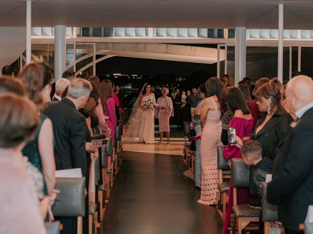 O casamento de Kleber e Ingrid em Belo Horizonte, Minas Gerais 18