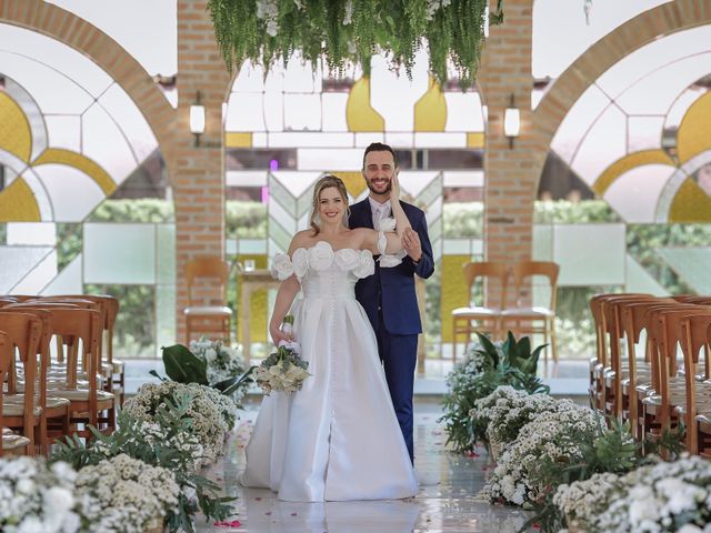 O casamento de Caio e Alenia em Mairiporã, São Paulo Estado 84