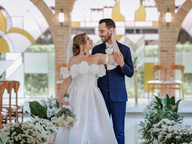O casamento de Caio e Alenia em Mairiporã, São Paulo Estado 86
