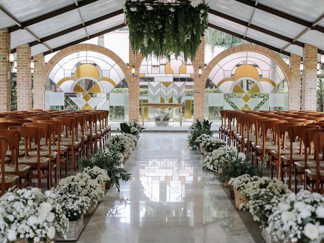 O casamento de Caio e Alenia em Mairiporã, São Paulo Estado 31