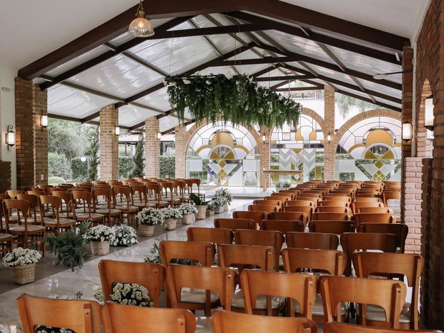 O casamento de Caio e Alenia em Mairiporã, São Paulo Estado 32