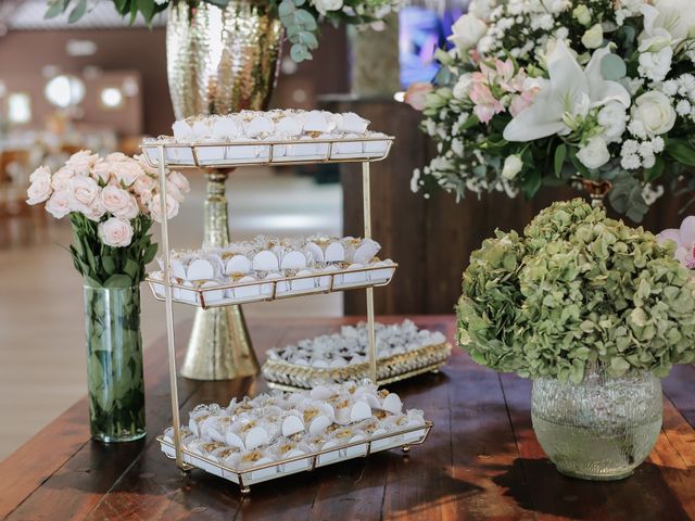 O casamento de Caio e Alenia em Mairiporã, São Paulo Estado 42