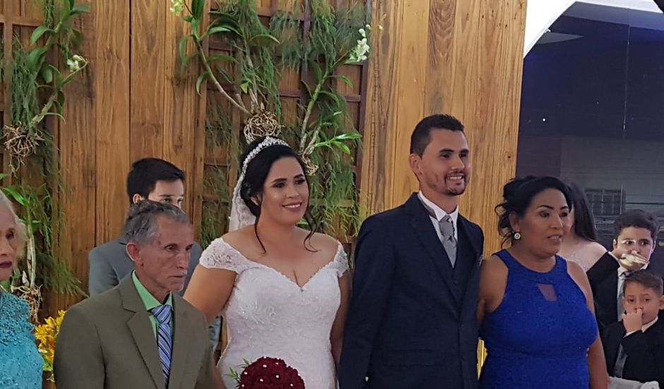O casamento de Cléa Cristina e Tales Firmino  em Goiânia, Goiás