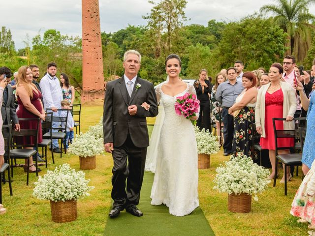 O casamento de Everton e Priscilla em Igarapé, Minas Gerais 17