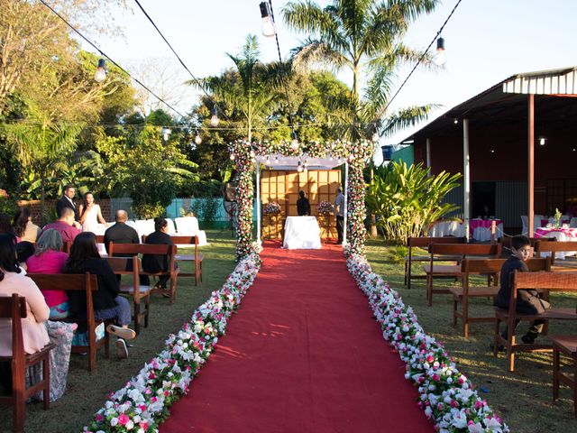 O casamento de Celina e Heliton em Dourados, Mato Grosso do Sul 15