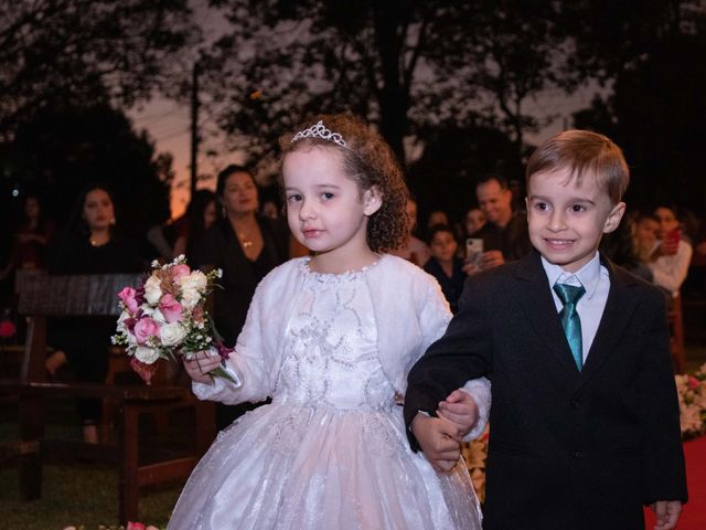 O casamento de Celina e Heliton em Dourados, Mato Grosso do Sul 30