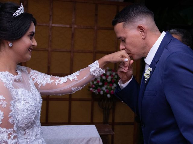 O casamento de Celina e Heliton em Dourados, Mato Grosso do Sul 47