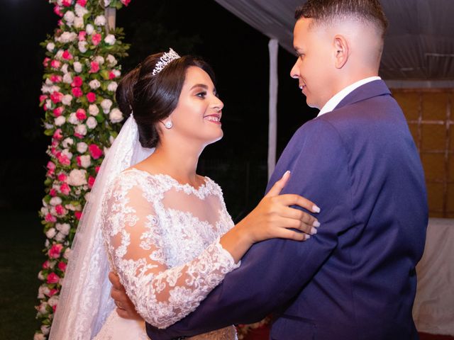 O casamento de Celina e Heliton em Dourados, Mato Grosso do Sul 60