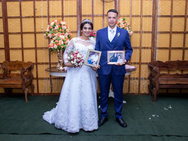 O casamento de Celina e Heliton em Dourados, Mato Grosso do Sul 64