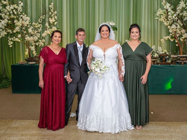 O casamento de William e Alini em Viana, Espírito Santo 11