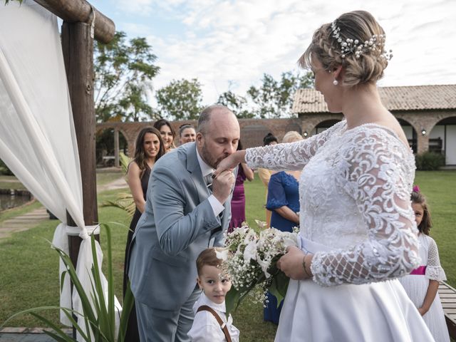 O casamento de Sérgio e Clarissa em Viamão, Rio Grande do Sul 33