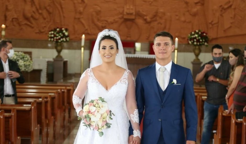 O casamento de Lucas  e Nadia  em Nova Serrana, Minas Gerais