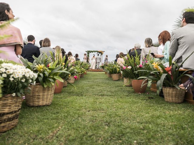 O casamento de João e Cristiane em Imbituba, Santa Catarina 33