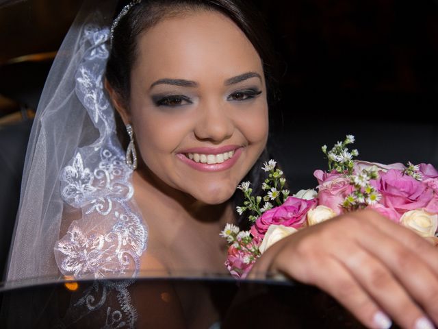 O casamento de Juliano e Daniele em Elói Mendes, Minas Gerais 12