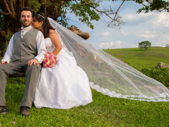 O casamento de Juliano e Daniele em Elói Mendes, Minas Gerais 34