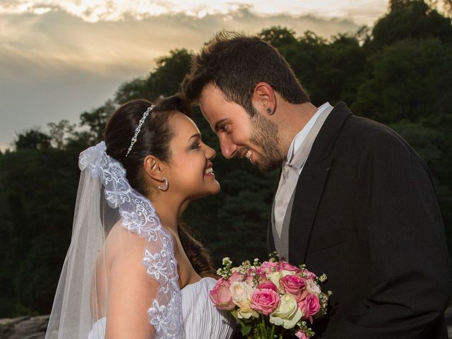 O casamento de Juliano e Daniele em Elói Mendes, Minas Gerais 35