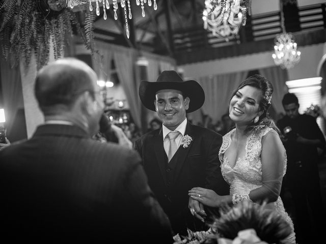 O casamento de Vinicius e Kamila em Cáceres, Mato Grosso 19