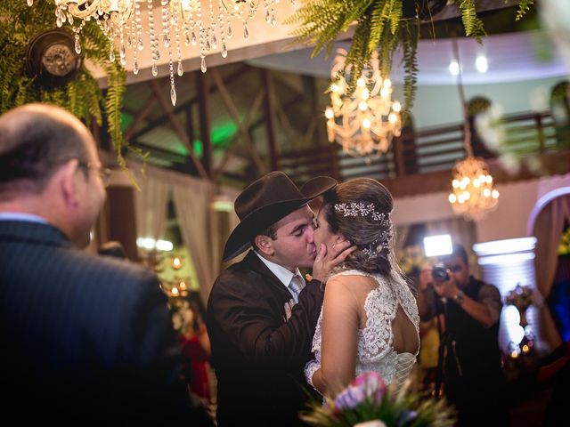 O casamento de Vinicius e Kamila em Cáceres, Mato Grosso 20