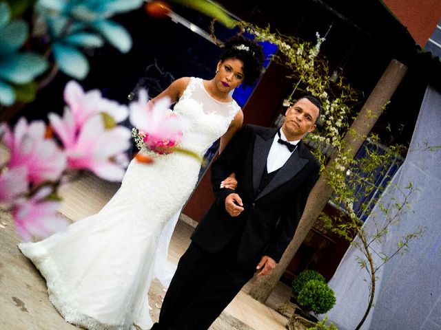 O casamento de Marcos Vinicius  e Bruna em Embu, São Paulo 25