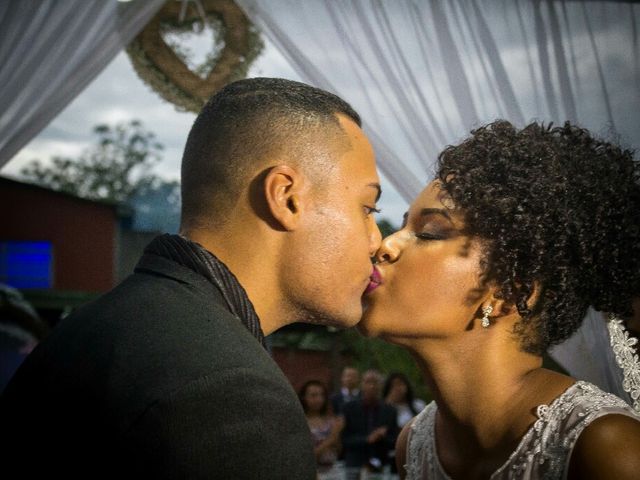 O casamento de Marcos Vinicius  e Bruna em Embu, São Paulo 38