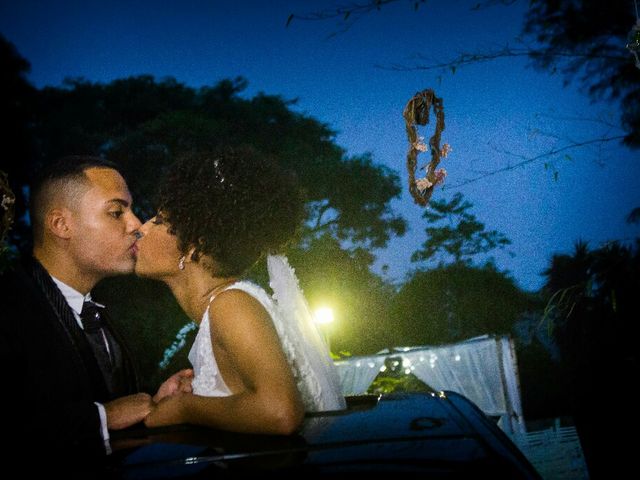 O casamento de Marcos Vinicius  e Bruna em Embu, São Paulo 87