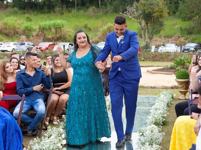 O casamento de Kelvin e Emili em Colombo, Paraná 20