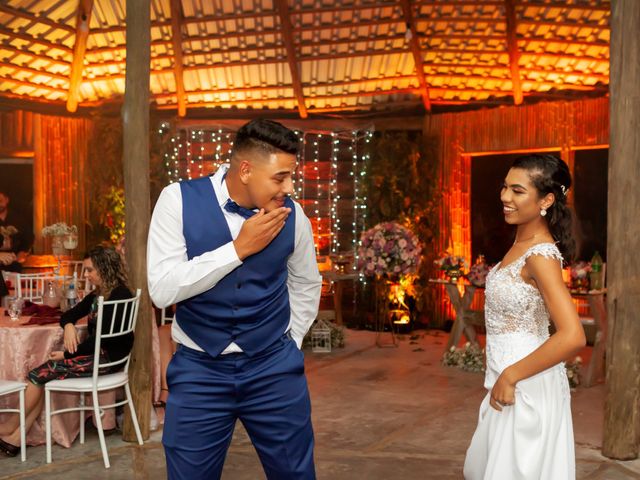 O casamento de Kelvin e Emili em Colombo, Paraná 32