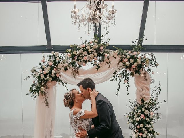 O casamento de Anegelo e Leticia em Florianópolis, Santa Catarina 26