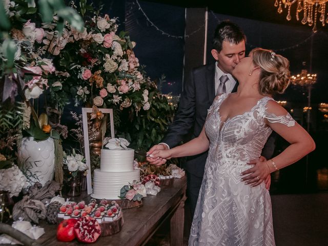 O casamento de Anegelo e Leticia em Florianópolis, Santa Catarina 32