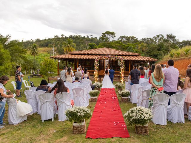 O casamento de Jonattas e Jordhanya em São Roque do Canaã, Espírito Santo 40