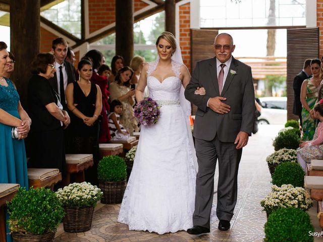 O casamento de Ilmar e Tatiane  em São José dos Pinhais, Paraná 8