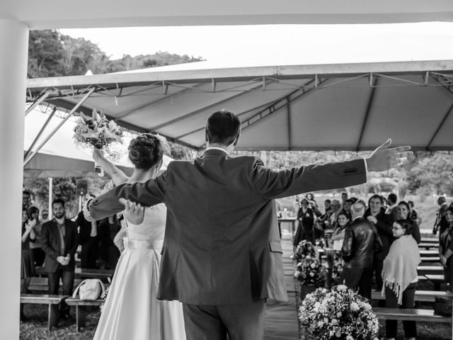 O casamento de Lucas e Liris em Nazaré Paulista, São Paulo Estado 40