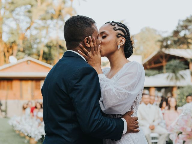 O casamento de Gabriel França  e Irene França  em Santa Luzia, Minas Gerais 18