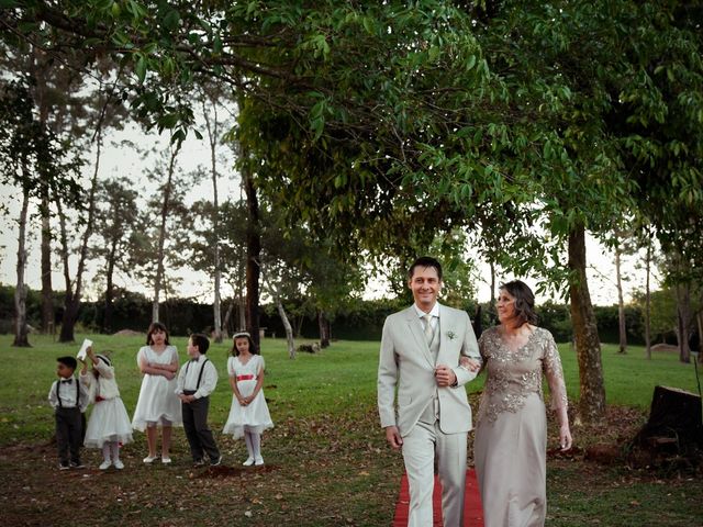 O casamento de Marcos e Bruna em Porto Alegre, Rio Grande do Sul 18