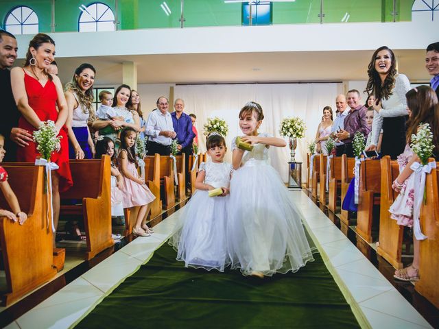 O casamento de Lucas e Thuany em Ubiratã, Paraná 10