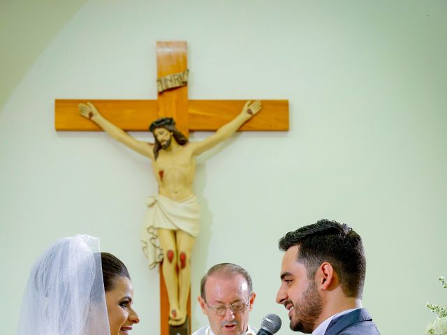 O casamento de Lucas e Thuany em Ubiratã, Paraná 26