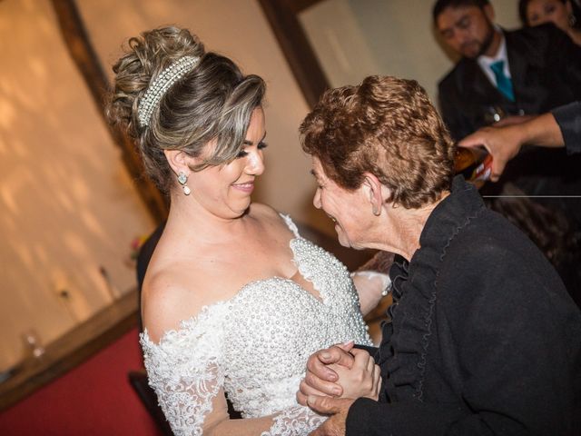 O casamento de Fabiano e Jennifer em Jaboticatubas, Minas Gerais 10