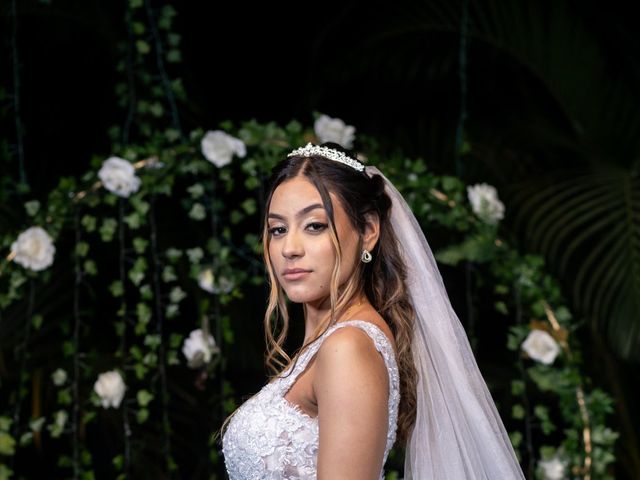 O casamento de Kayque e Julia em Embu, São Paulo 24