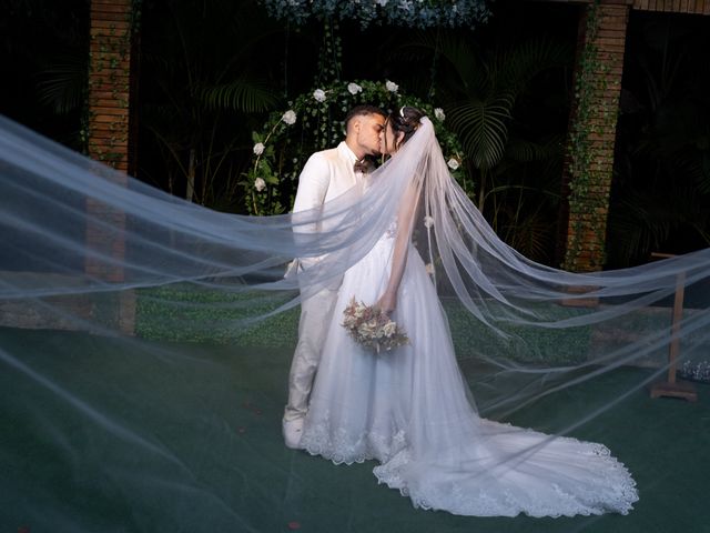 O casamento de Kayque e Julia em Embu, São Paulo 30