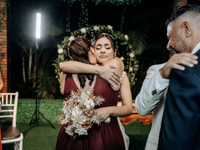 O casamento de Kayque e Julia em Embu, São Paulo 33